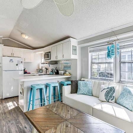 Walk To Beach Miramar Tropical Cabana With Deck! Destin Exterior photo