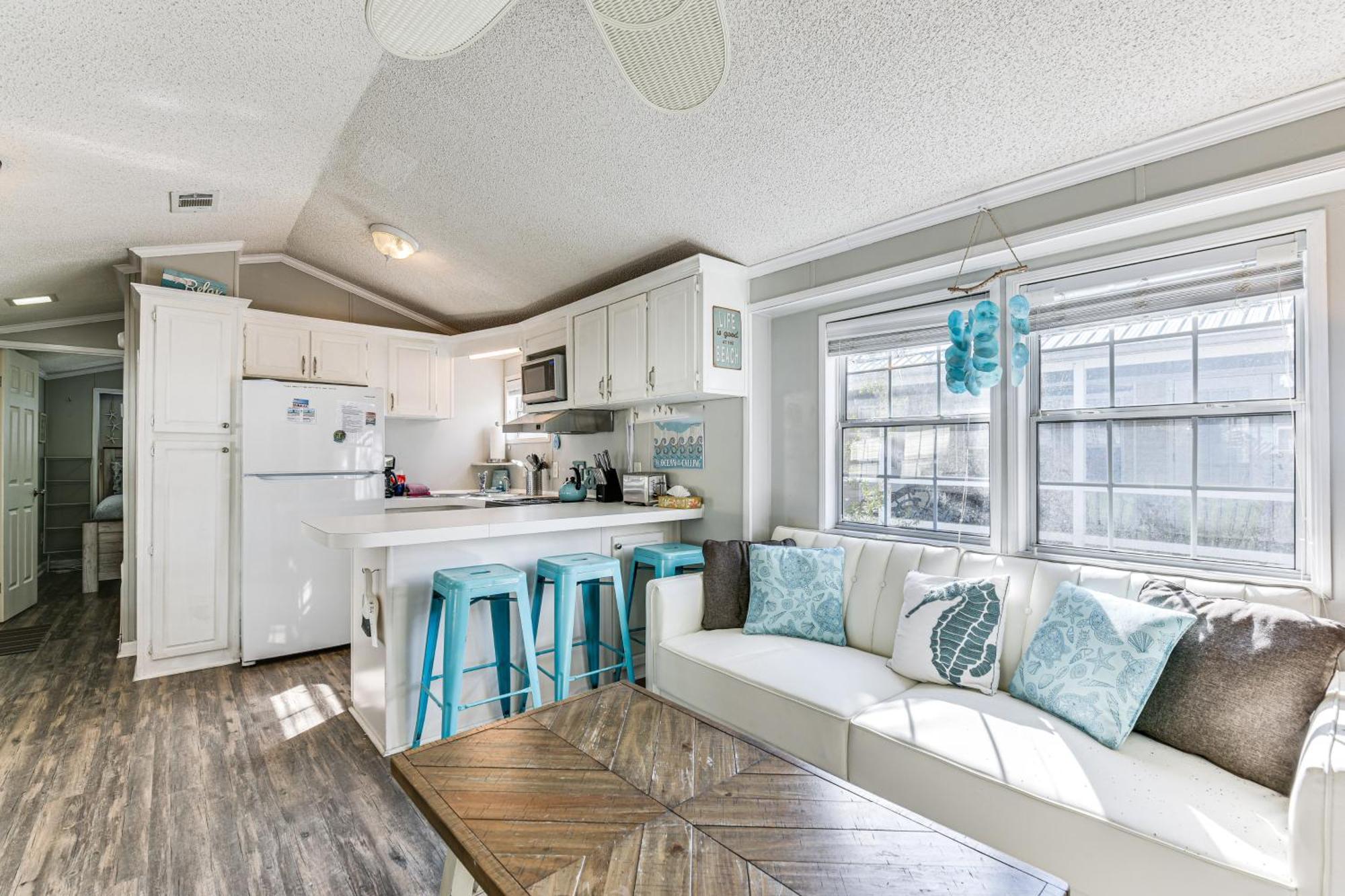 Walk To Beach Miramar Tropical Cabana With Deck! Destin Exterior photo
