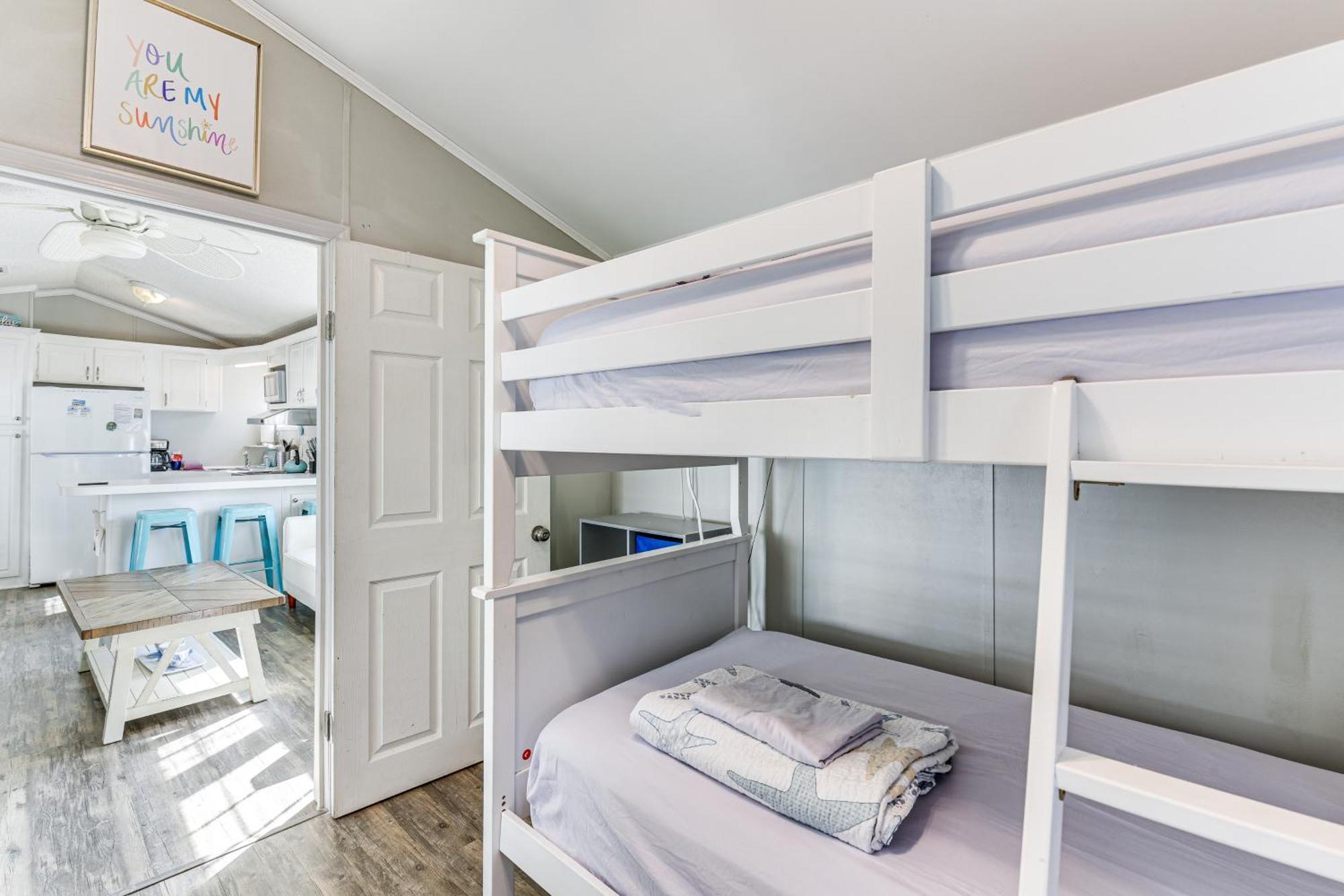 Walk To Beach Miramar Tropical Cabana With Deck! Destin Exterior photo